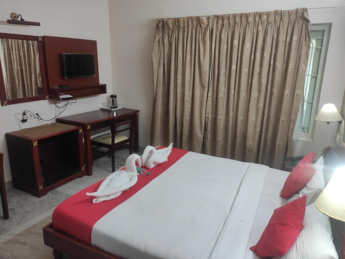 KochiKarthika Residencyアパートメント エクステリア 写真