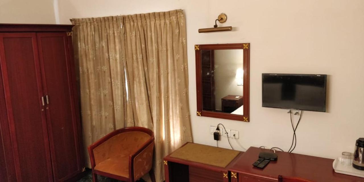 KochiKarthika Residencyアパートメント エクステリア 写真